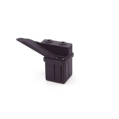 Záchytávač nepoužitých zápalek pro přebíjecí lis Dillon XL650. Skluzavka s magnetickým zásobníkem vyřeší problém s vypadáváním nevyužitých zápalek.